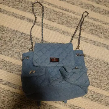 AZULBYMOUSSY 데님 퀼팅 백 신상