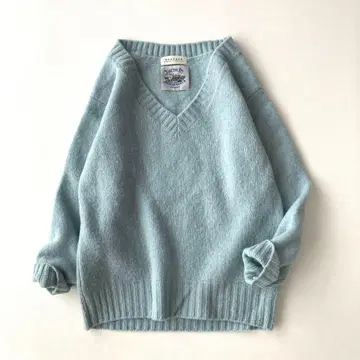 맥피 투모로우랜드 부클레 V넥 니트 울 100% 블루