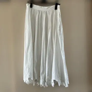 [포르트 드 부통] 자수 컷워크 큐롯