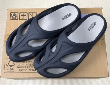 킨 샨티 샌들 네이비 28cm