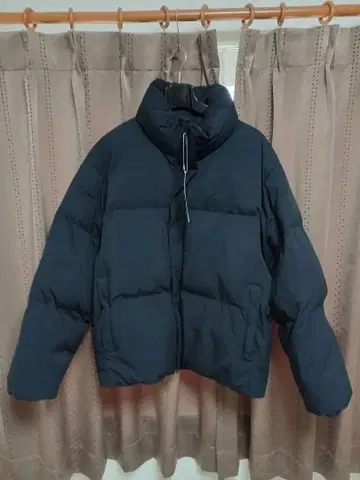 유니클로 다운 자켓 XL