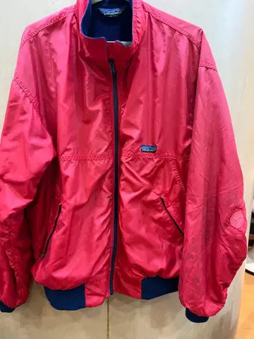 patagonia 빨간색 나일론 자켓