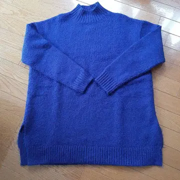 알파카 울 네이비 하이넥 스웨터