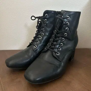 레피피 마리오 블랙 레이스업 부츠 M 23cm 23.5cm