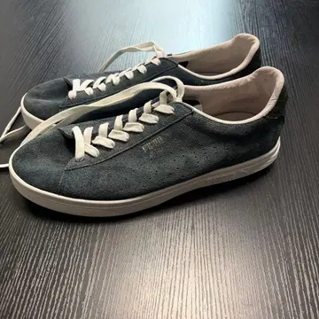 푸마 스웨이드 스니커즈