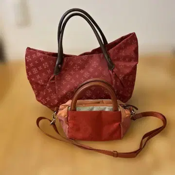 러셋 레드 복슬복슬 토트 핸드백 미니 숄더 모녀 코디