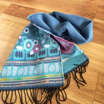 새상품급 꽃무늬 디자인 머플러 블루 계열 핑크 계열