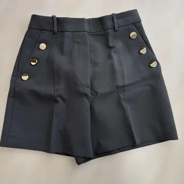 [ 새상품급 ] 카키색 숏팬츠