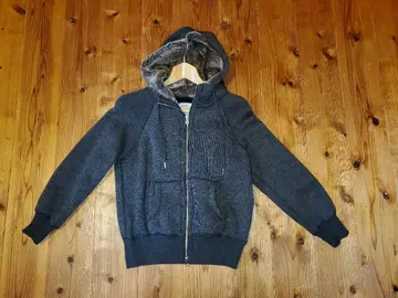 MACPHEE 후드 부착 후드티 차콜 그레이