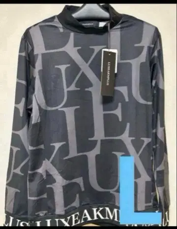 럭스 에이케이엠 플러스 밑단 올 로고 무늬 모크넥 속기모 하이넥 셔츠