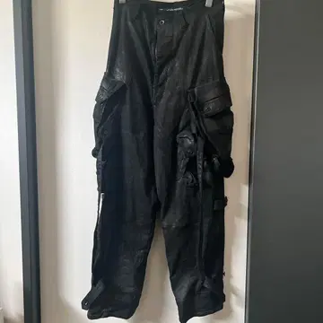 julius 코팅 가스 마스크 카고 팬츠