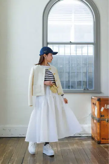 Bluelea 플레어 스커트 화이트