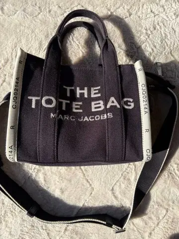 MARC JACOBS THE TOTE BAG 다크 그레이