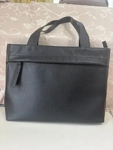 블랙 가죽 토트백