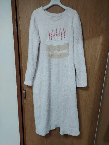 젤라또피케 케이크 패턴 롱 원피스