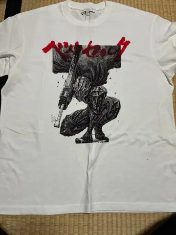 벨트 셀크 그래픽 T셔츠 XL