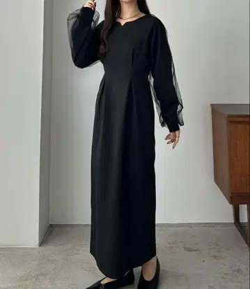 callautia 튤 슬리브 턱 원피스