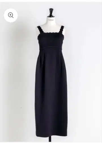 CARLA 레이디 스캘럽 드레스 - 블랙 스캘럽