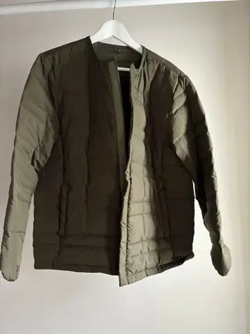 GRN PLUS 다운 자켓 사이즈 3 올리브