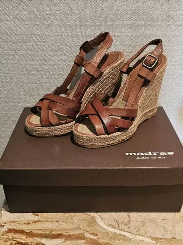 새상품 Madras 브라운 웨지 샌들 35