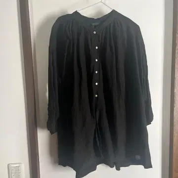 핸즈 오브 크리에이션 린넨 블랙 7부 소매 셔츠