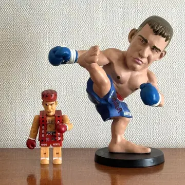 피터 아츠 피규어