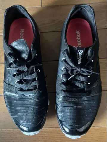 리복 블랙 스니커즈 24cm