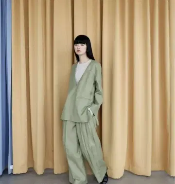 [ 셋업 ] deep v pullover jacket & slacks