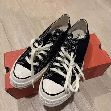 [ 미사용 새상품 27.5cm ] 블랙 CT70 로우컷 ox