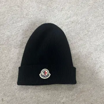 MONCLER 블랙 니트 모자 프리 사이즈