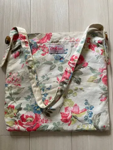Cath Kidston 플라워 프린트 숄더백