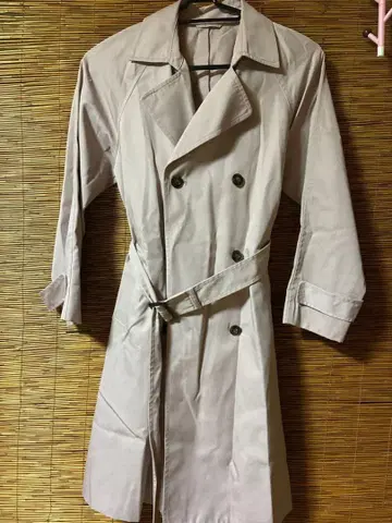 베이지 트렌치코트 더블 브레스트 더스티 핑크