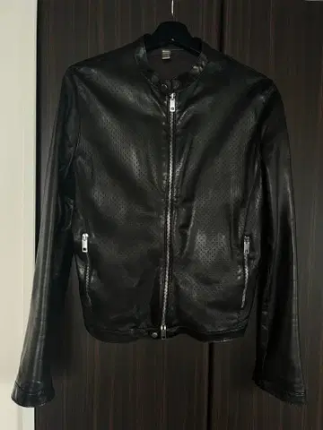 [ 구하기 어려움 46 사이즈 ] TAGLIATORE 싱글 라이더 자켓