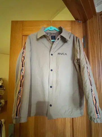 RVCA 베이지 나일론 자켓