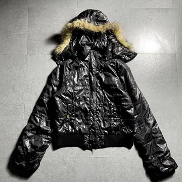 00s y2k 다운 자켓 퍼 광택 충전솜 헤이세이 갸루 블랙