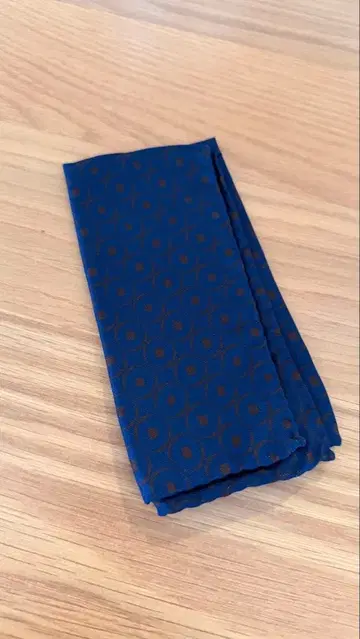 [ 새상품급 ] LARDINI 라르디니 포켓 치프(실크)