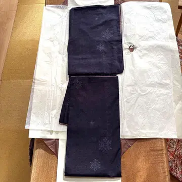 다크 네이비 코몬 기모노 눈꽃 무늬 유키쓰무기 이바라키 특산 지정