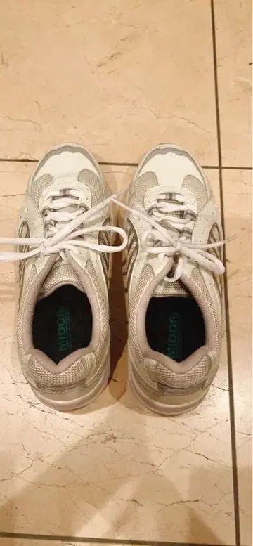 미도리 안전 안전화 미사용 새상품 화이트 26cm