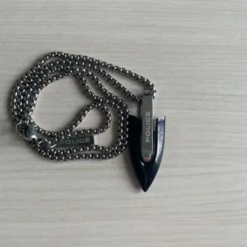 AEROHEAD 폴리스 목걸이