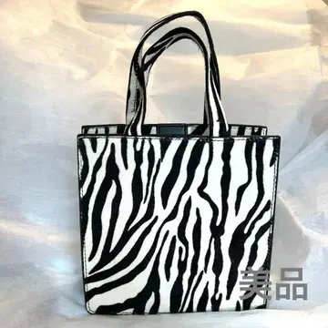 새상품급 ZARA 가죽 토트백 제브라 패턴