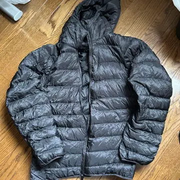 유니클로 울트라 라이트 다운 자켓 XL