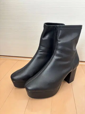 [ 새상품급 ] ESPERANZA 락모리 숏부츠 블랙 S사이즈