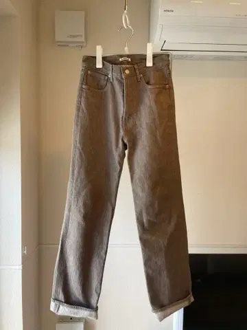 AURALEE 스트레이트 데님