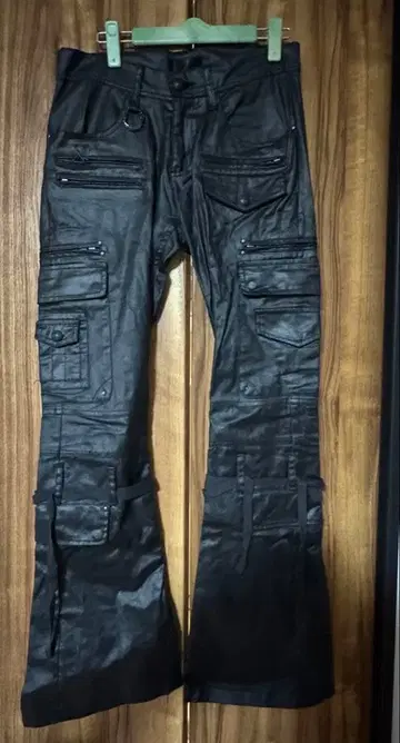 [ MIDAS ] 슬림 레그 플레어 실루엣 카고 팬츠