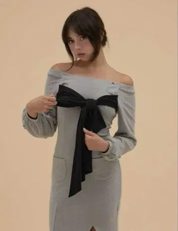 Ella ribbon dress AM1496