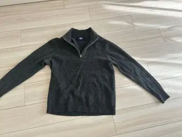 남성용 스웨터 앞트임 울 100%