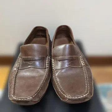 ClarksENGLAND 브라운 가죽 코인 로퍼 드라이빙 슈즈