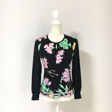 최근 새상품급 LEONARD 레오나르 칸칸 스트레치 티셔츠