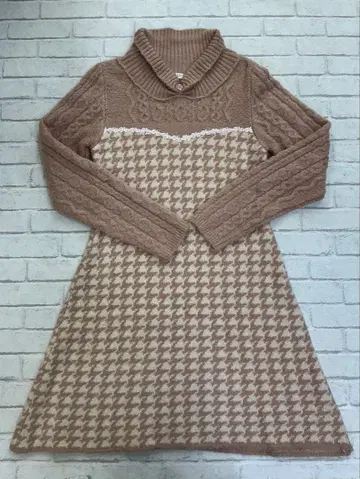 G910 엑시즈팜 니트 원피스 하운드투스 핑크 펄 비쥬