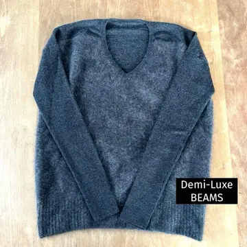 Demi-Luxe BEAMS 프론트 플러피 V넥 니트